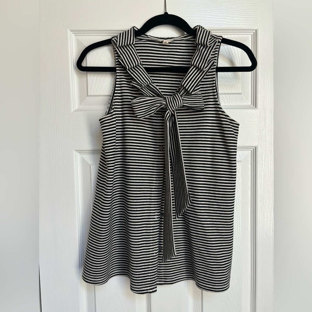Boutique Top. Size M